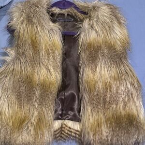 Velvet by Graham and Spencer M faux fur vest